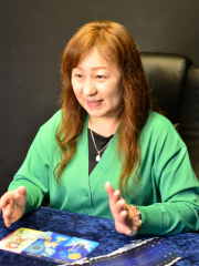 愛香羽先生
