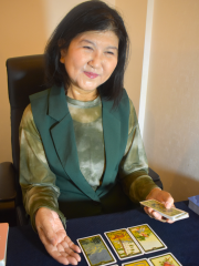 陽輝先生