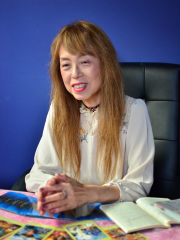 亜奈先生