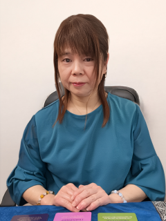 星森こはる先生