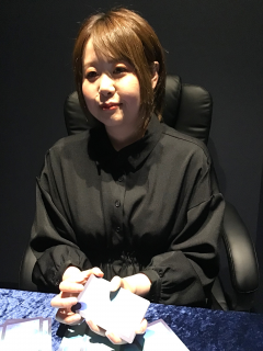 黒羽セラ先生