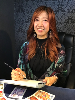 愛絵里先生