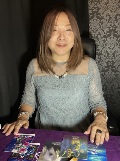 龍羽音先生