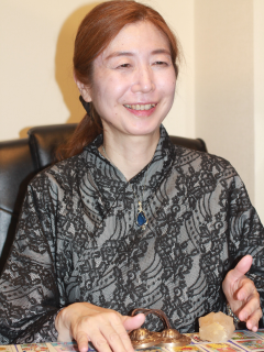 寅希先生