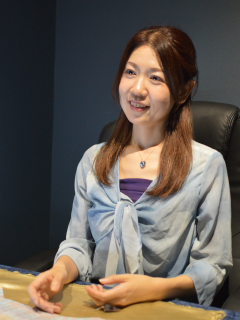 白川梨音先生