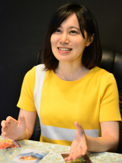彩雲しゅり先生