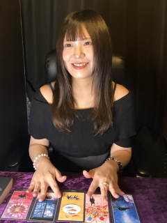 三雲レナ先生