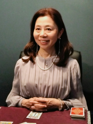 グレース先生 | 占いの館 千里眼 